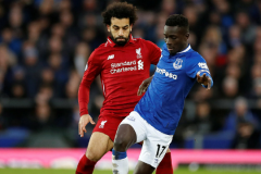 VAR失灵！雷奥瓦莱卡诺与巴萨的焦点大战为何无视频助理裁判？