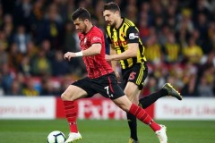 联赛杯第四轮：纽卡斯尔VS热刺，利物浦战宿敌前瞻